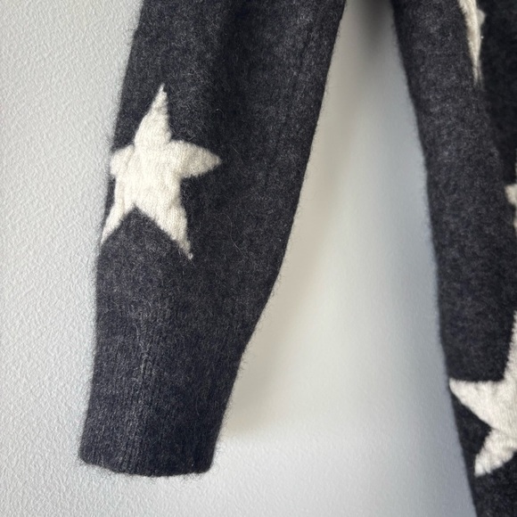 Philosophy 100% Cashmere Charcoal and White Stars Open Front Long Wool Cardigan - Picture 4 of 8